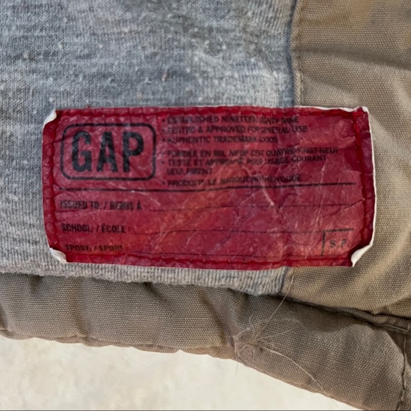 Baby Gap sleeveless puffy jacket size 18-24m - Picture 4 of 6